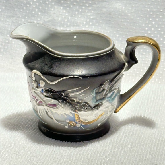 VTG. Elegant Black and Gold Dragon Art Creamer Me I yo China - Picture 2 of 6